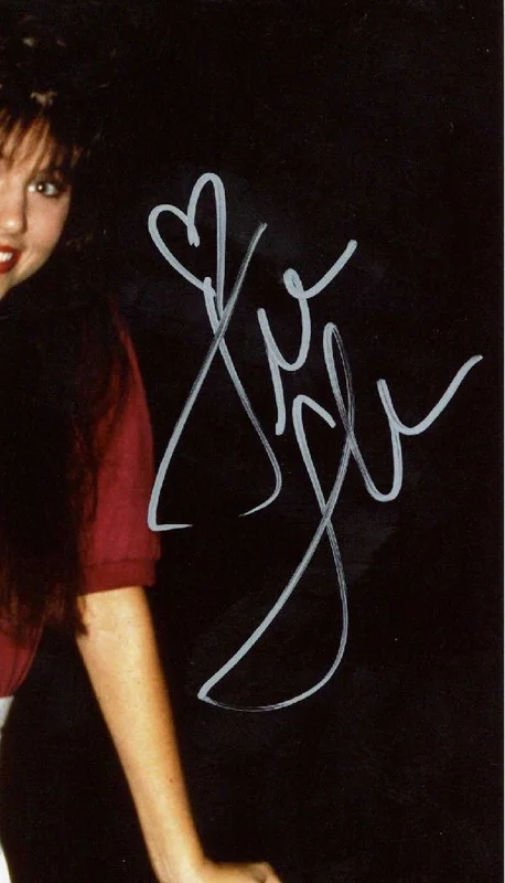 TIFFANI AMBER THIESSEN SIGNED 11x14 PHOTO 90210 SAVED BY THE BELL BECKETT BAS, изображение 2