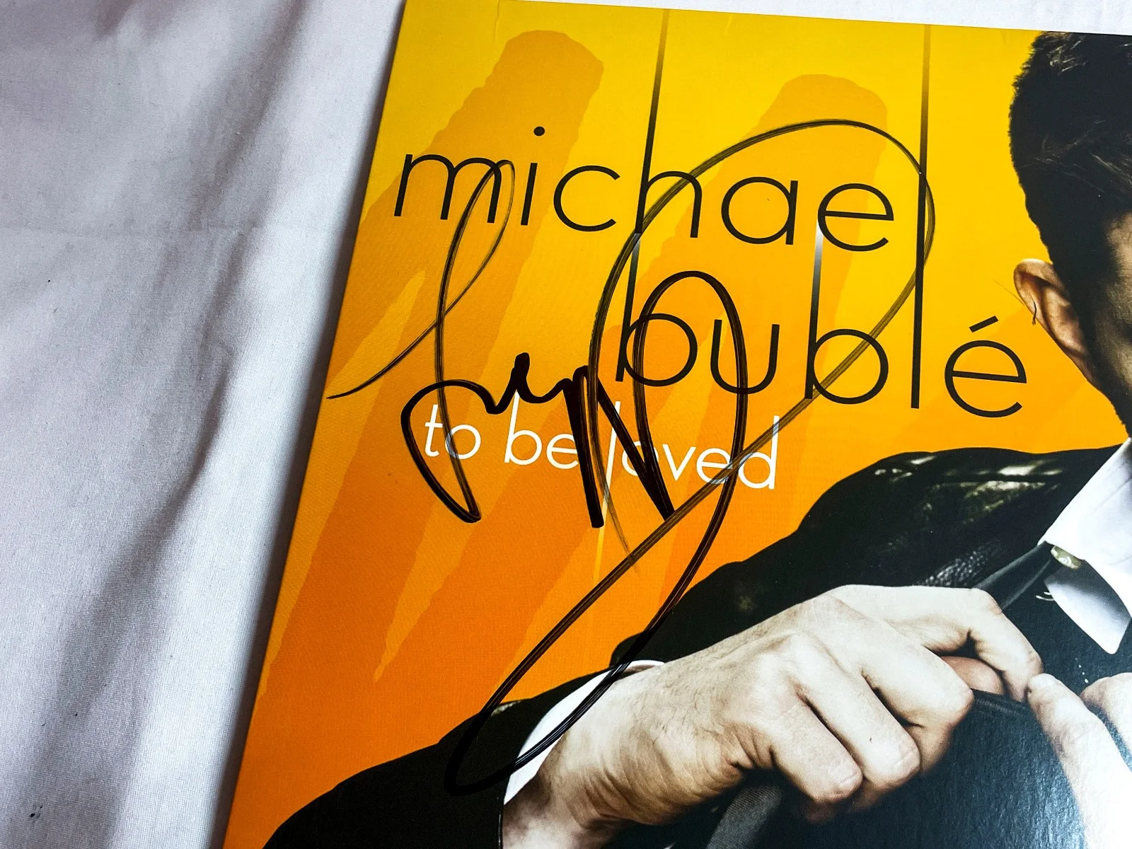 Michael Buble ITS A BEAUTIFUL DAY Signed TO BE LOVED Vinyl Album EXACT Proof JSA, image 2