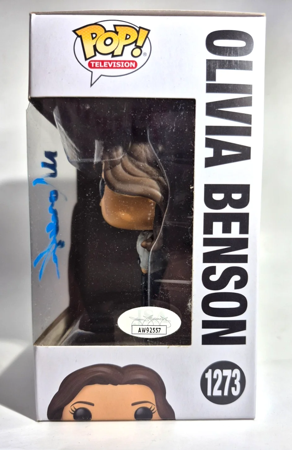 Mariska Hargitay — MARISKA HARGITAY SIGNED AUTOGRAPH OLIVIA BENSON FUNKO POP LAW AND ORDER JSA COA, изображение 3