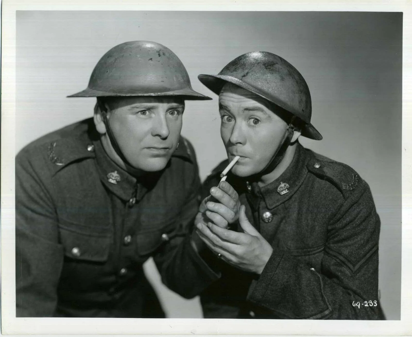 FOR THEM THAT TRESPASS 1949 Stephen Murray, Richard Todd 12 10x8 STILLS, изображение 2