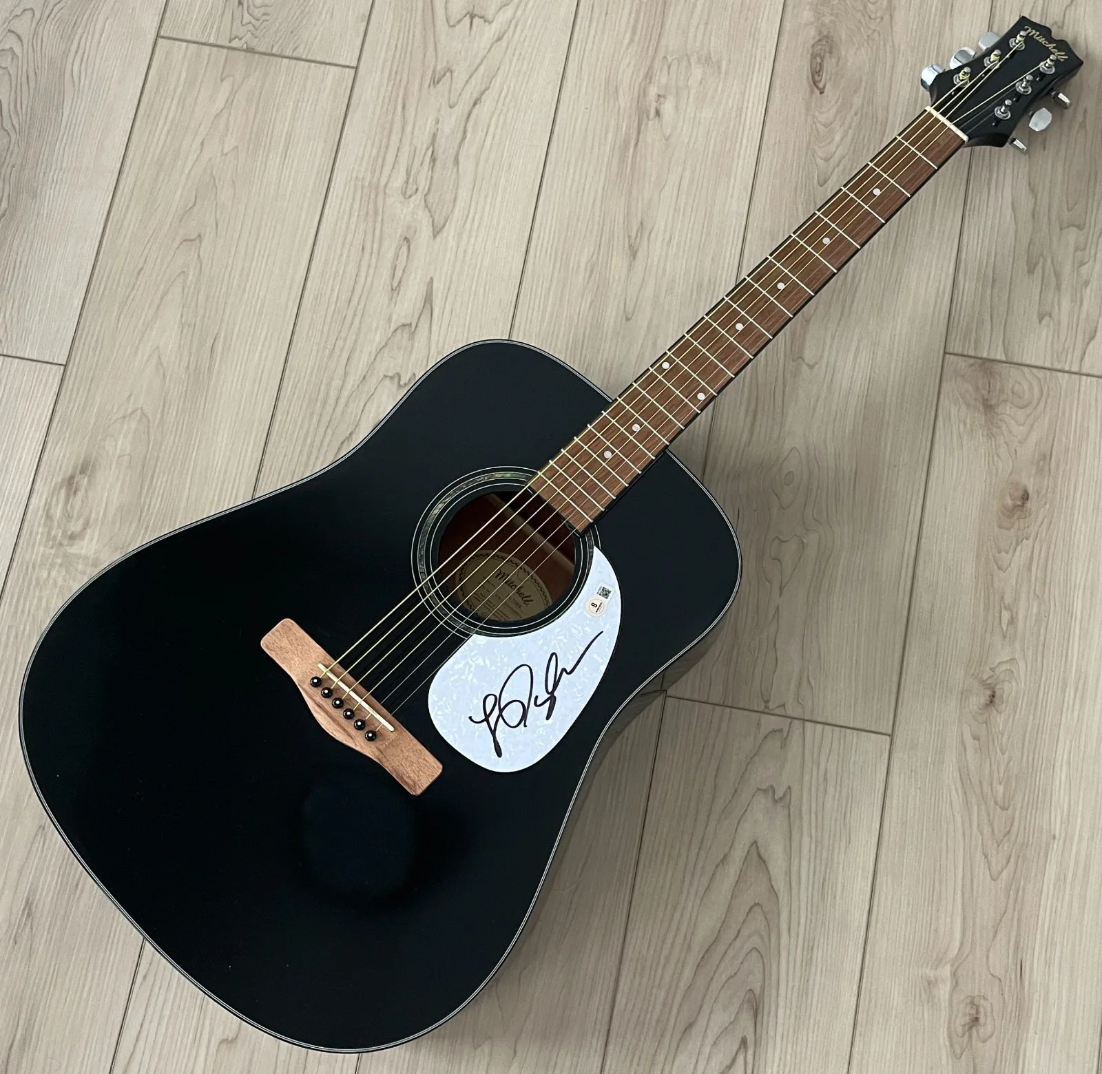 LAUREN DAIGLE SIGNED AUTOGRAPH 41" ACOUSTIC GUITAR w/EXACT PROOF & BECKETT COA, image 2