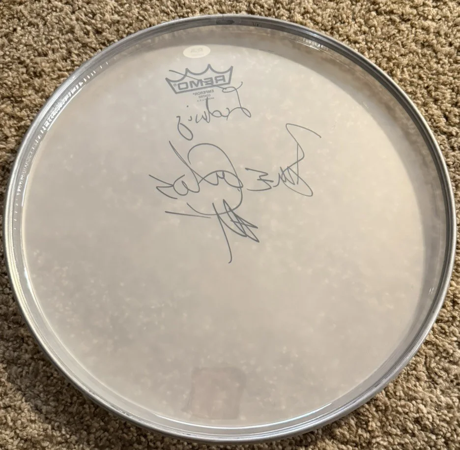 Cheap Trick Bun E. Carlos Signed 14" Drumhead Autograph Unused New PSA DNA, изображение 2