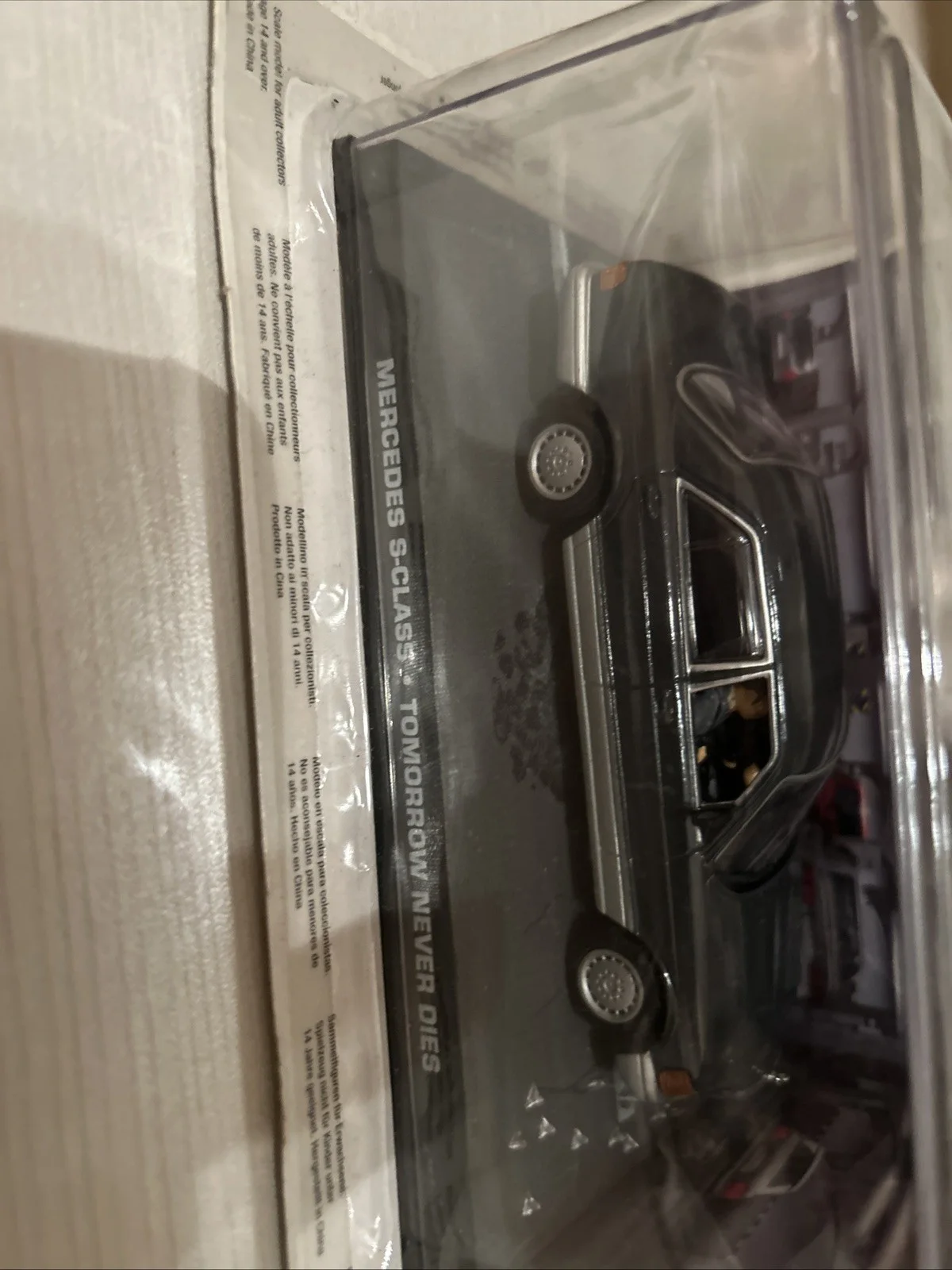 James Bond 007 Collection Car & Magazine: Mercedes S Class, Tomorrow never dies, изображение 4