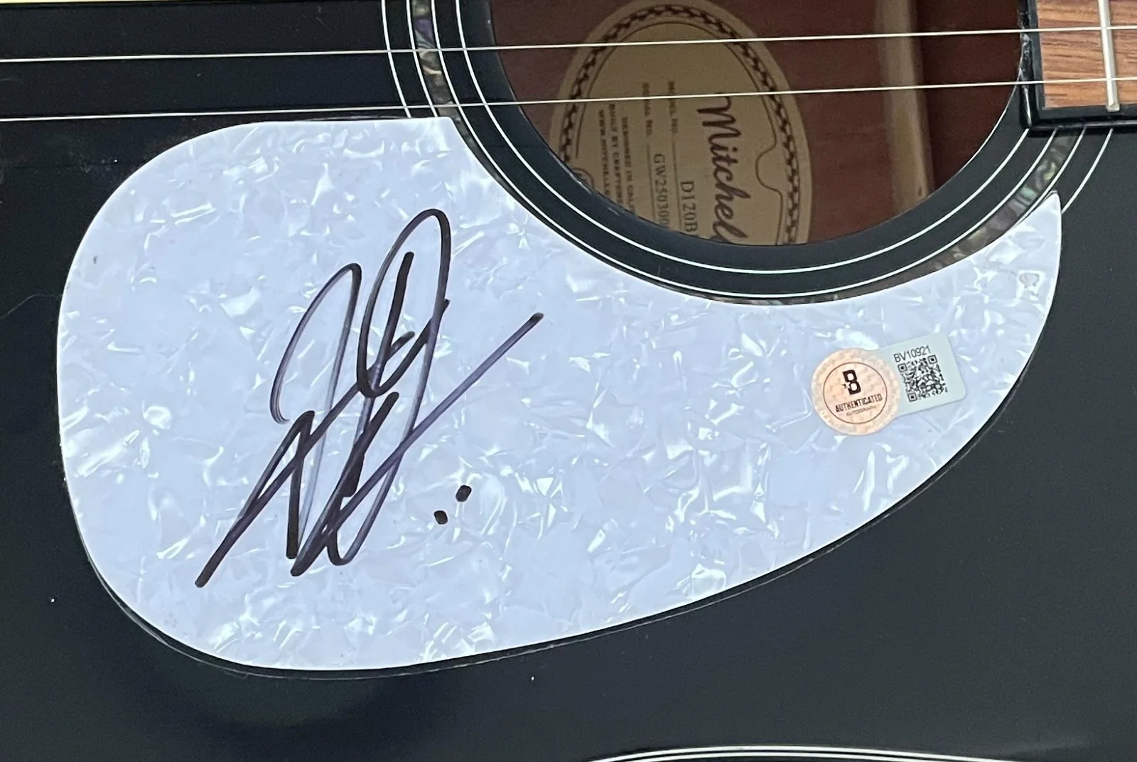 JACKSON DEAN SIGNED AUTOGRAPH 41" ACOUSTIC GUITAR w/EXACT PROOF & BECKETT COA, изображение 3