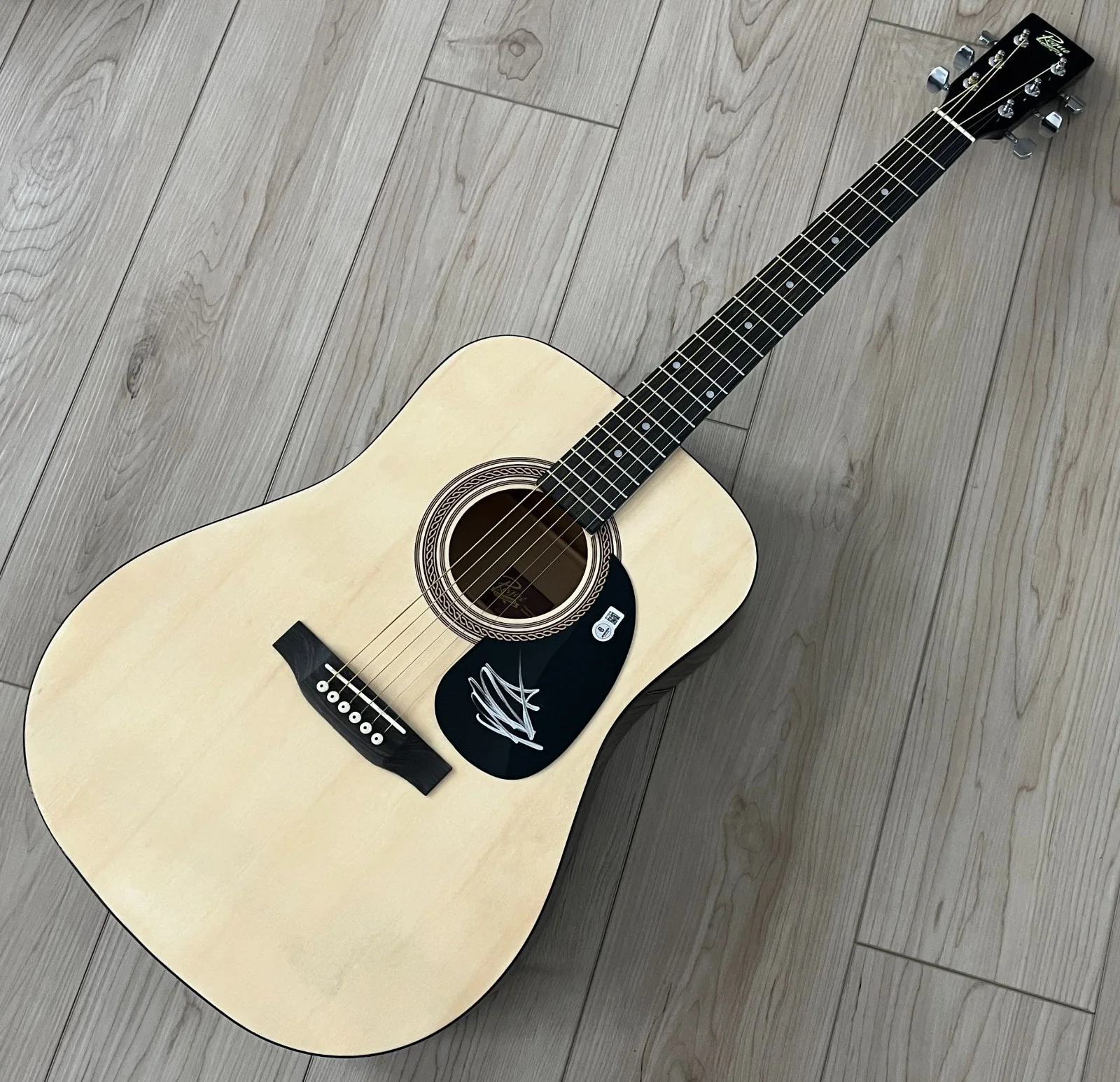 PRISCILA BLOCK SIGNED AUTOGRAPH 41" ACOUSTIC GUITAR w/PROOF & BECKETT BAS COA, image 2