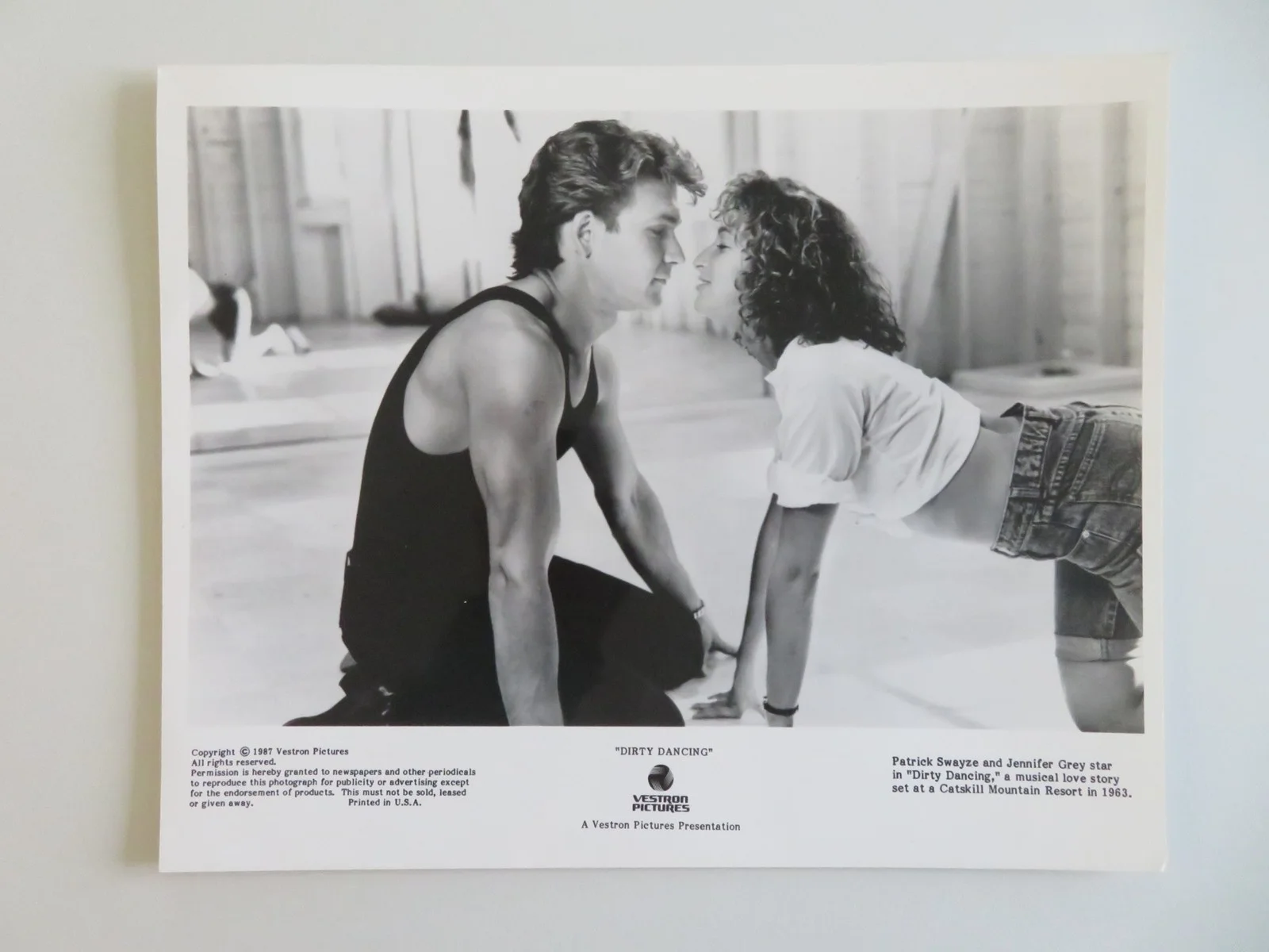 DIRTY DANCING MOVIE STILL PHOTO LOT OF 2 PATRICK SWAYZE JENNIFER GREY 1987, изображение 4