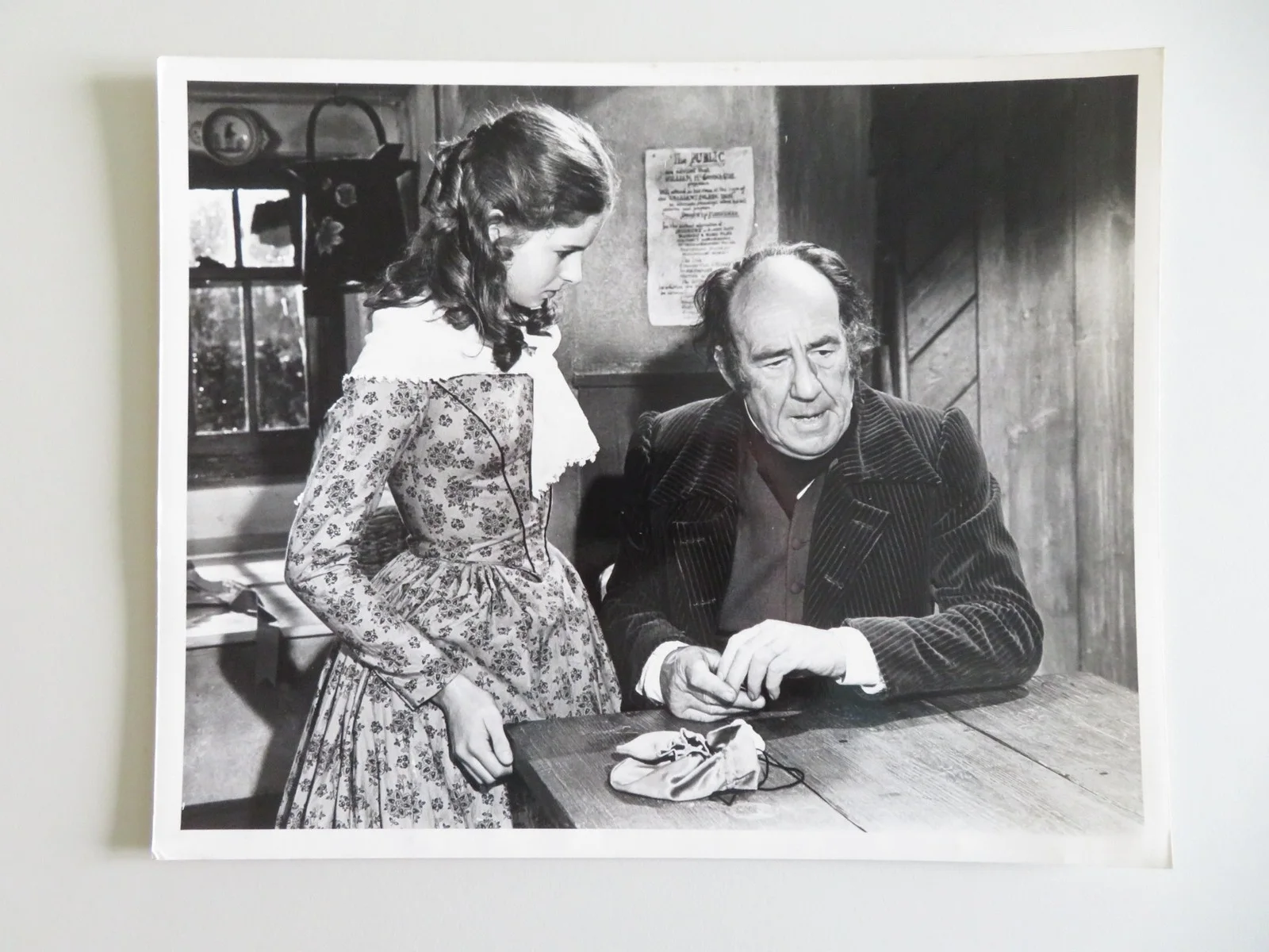 MR. QUILP MOVIE STILL PHOTO LOT OF 4 ANTHONY NEWLEY JILL BENNETT 1975, изображение 5