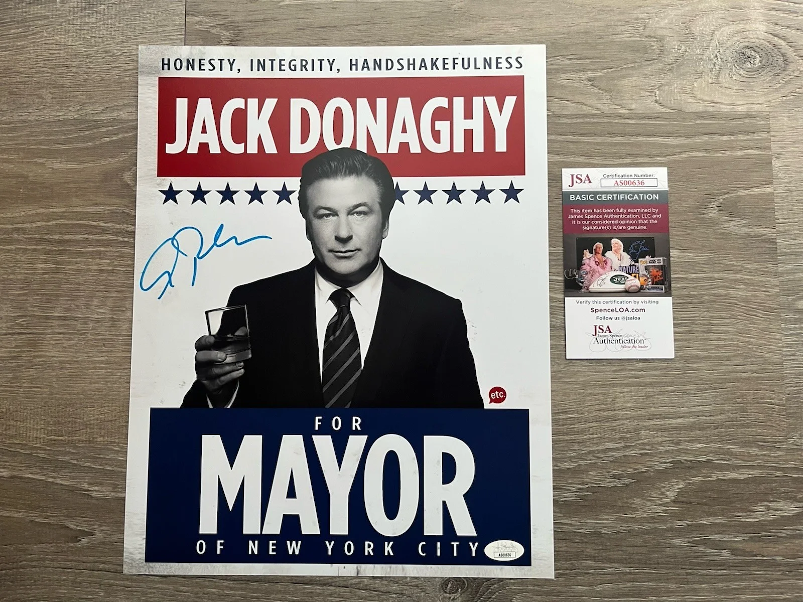 Alec Baldwin — Alec Baldwin Signed 30 Rock 11x14 Photo JSA COA Jack Donaghy