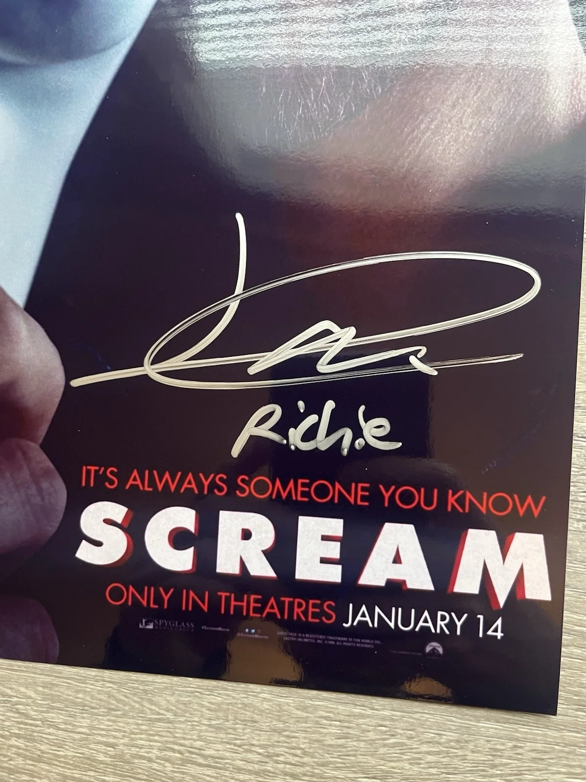Jack Quaid — Jack Quaid Signed Metallic 11x17 Scream Photo Beckett COA Autograph Ghostface, изображение 5