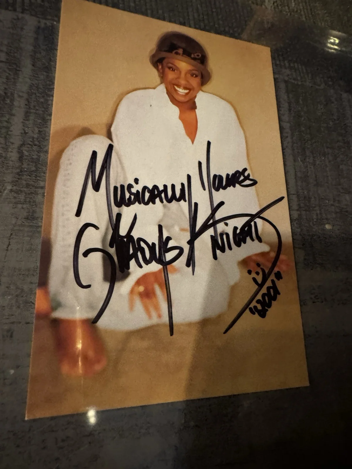 Gladys knight — Gladys knight Signed "MUSICALLY YOURS" 2003 4x6 COA Gladys Knight and the Pips, изображение 2