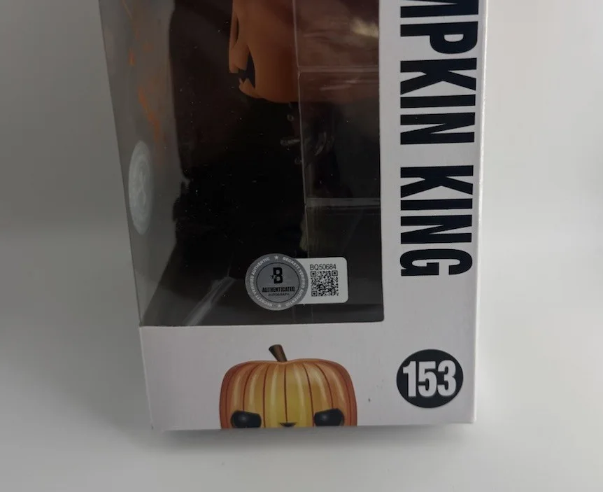 Chris Sarandon — CHRIS SARANDON SIGNED DISNEY PUMPKIN KING FUNKO POP BAS BECKETT EXCLUSIVE 2, изображение 4