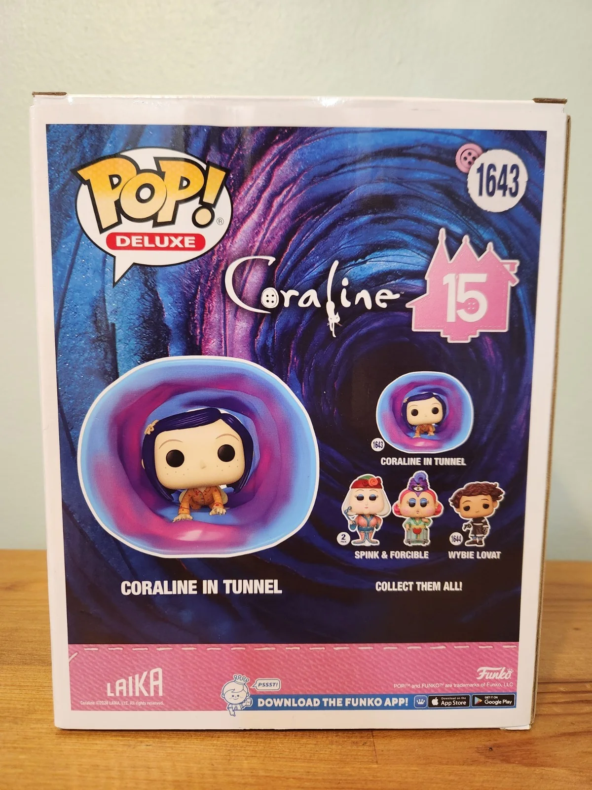dakota fanning — Dakota Fanning Signed Coraline Funko Pop In Tunnel With Character Name BAS COA, изображение 5