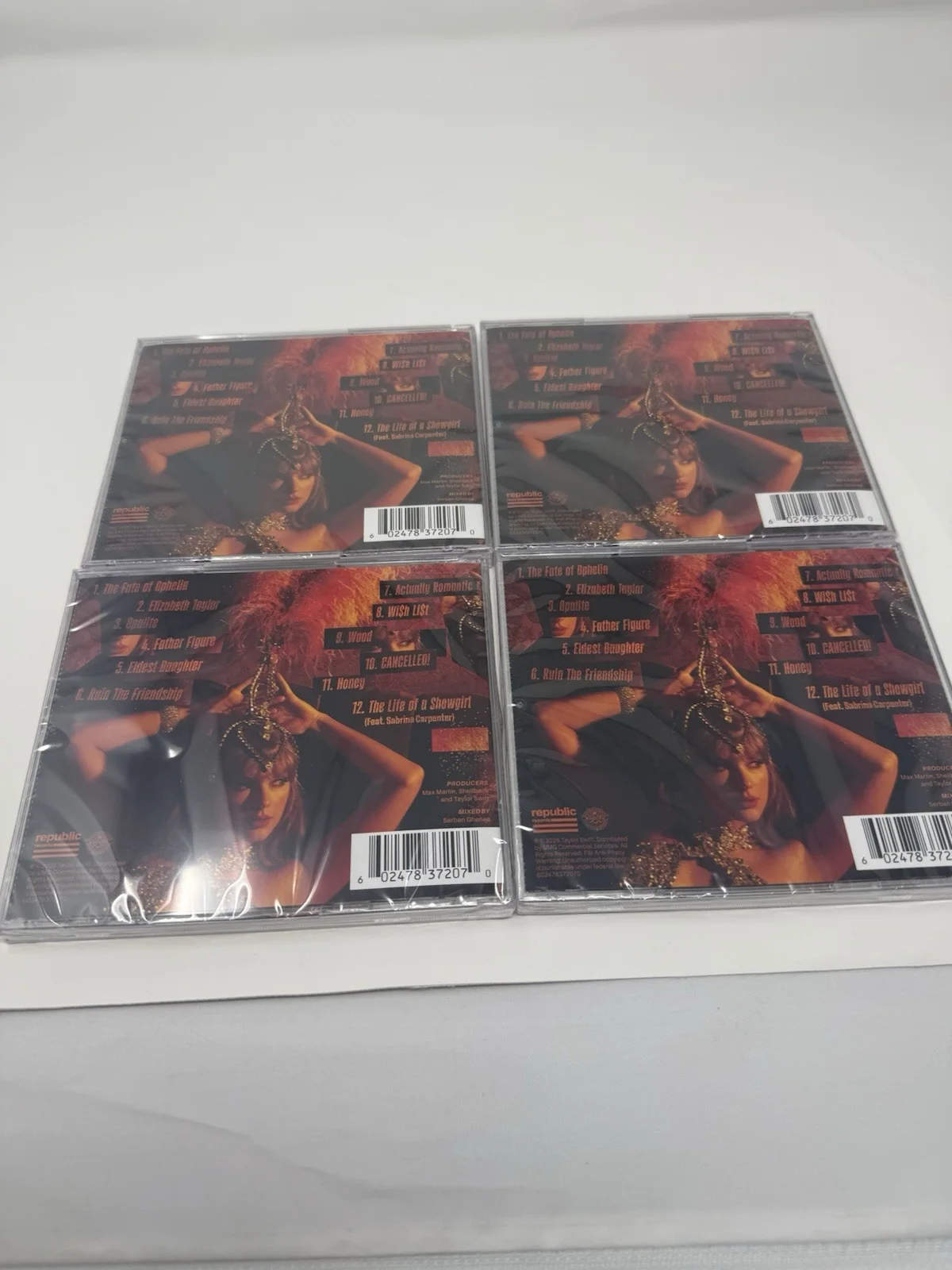 TAYLOR SWIFT SIGNED THE LIFE OF A SHOWGIRL CD AUTOGRAPHED Complete Set, изображение 2