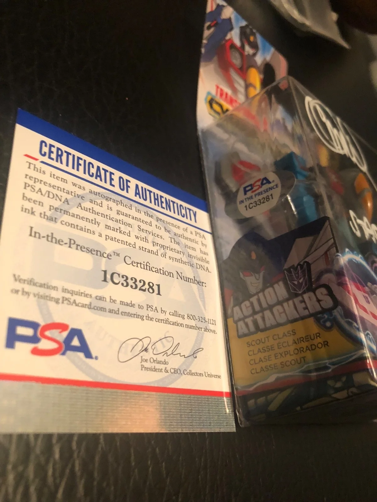 Charlie Adler — Charlie Adler Transformers Starscream Cyberverse Wing Slice Signed Figure PSA A, изображение 2