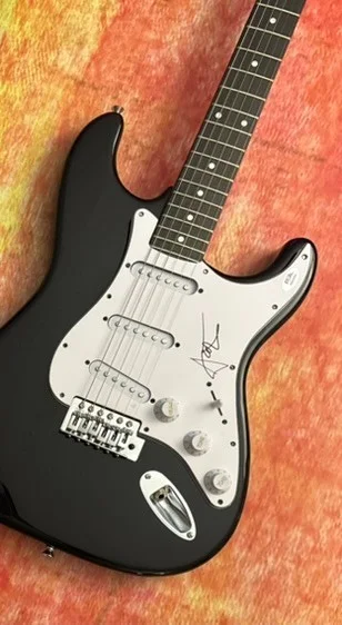 PSA Weezer Band Bassist * SCOTT SHRINER * Signed Electric Guitar COA, изображение 3
