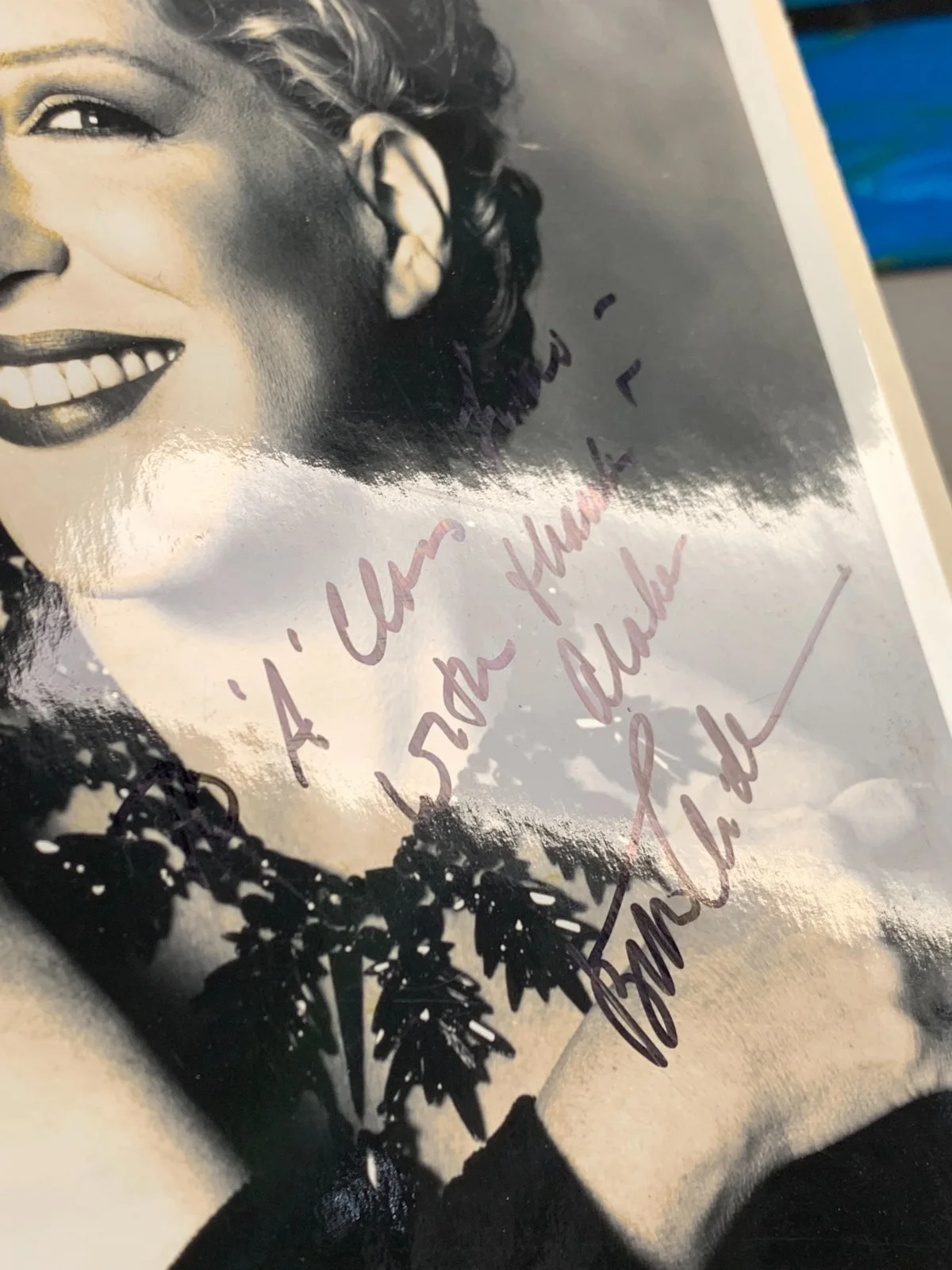 Bette Midler — Bette Midler Signed Photo - Autograph, image 4
