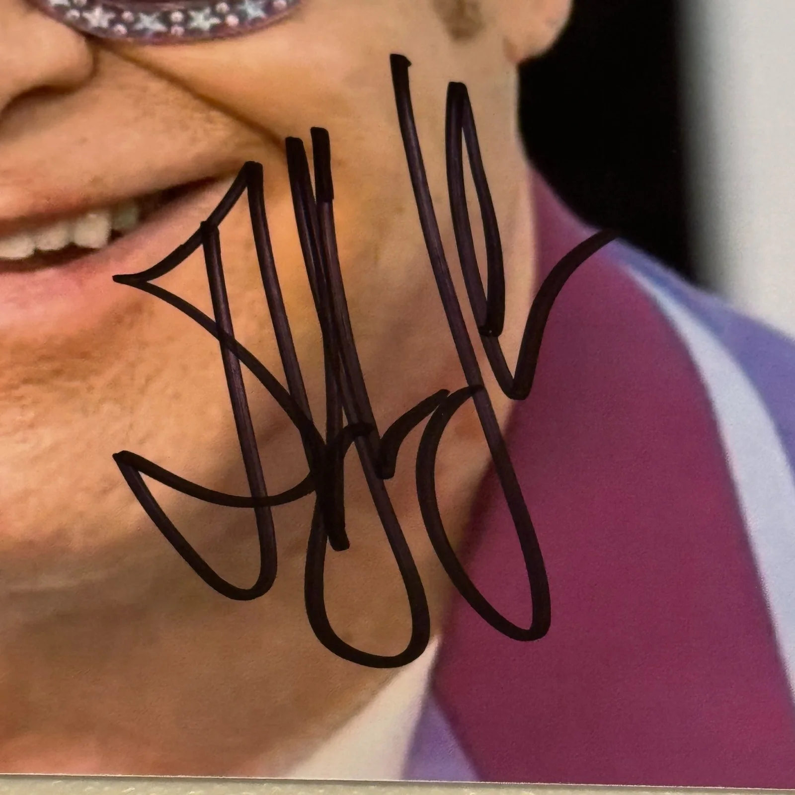 ELTON JOHN SIGNED AUTOGRAPHED 8X10 COLOR PHOTOGRAPH BEAUTIFUL AUTO PHOTO W/ COA, image 3