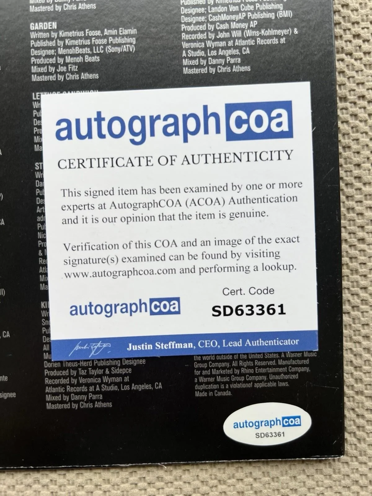 LIL SKIES SIGNED “LIFE OF A DARK ROSE” VINYL & RECORD ALBUM - ACOA COA + PROOF, изображение 5