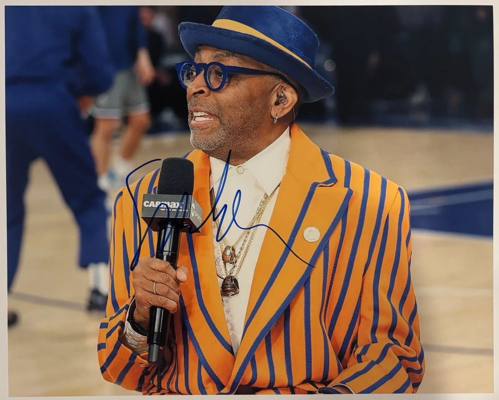 Spike Lee — Spike Lee Autographed/Signed 8x10 Photo Knicks Malcolm X He Got Game Director
