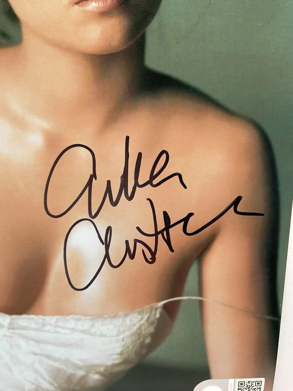 Erika Christensen — Erika Christensen signed 8x10 Will Trent signed 8x10 Sexy signed photo SWAU, изображение 2