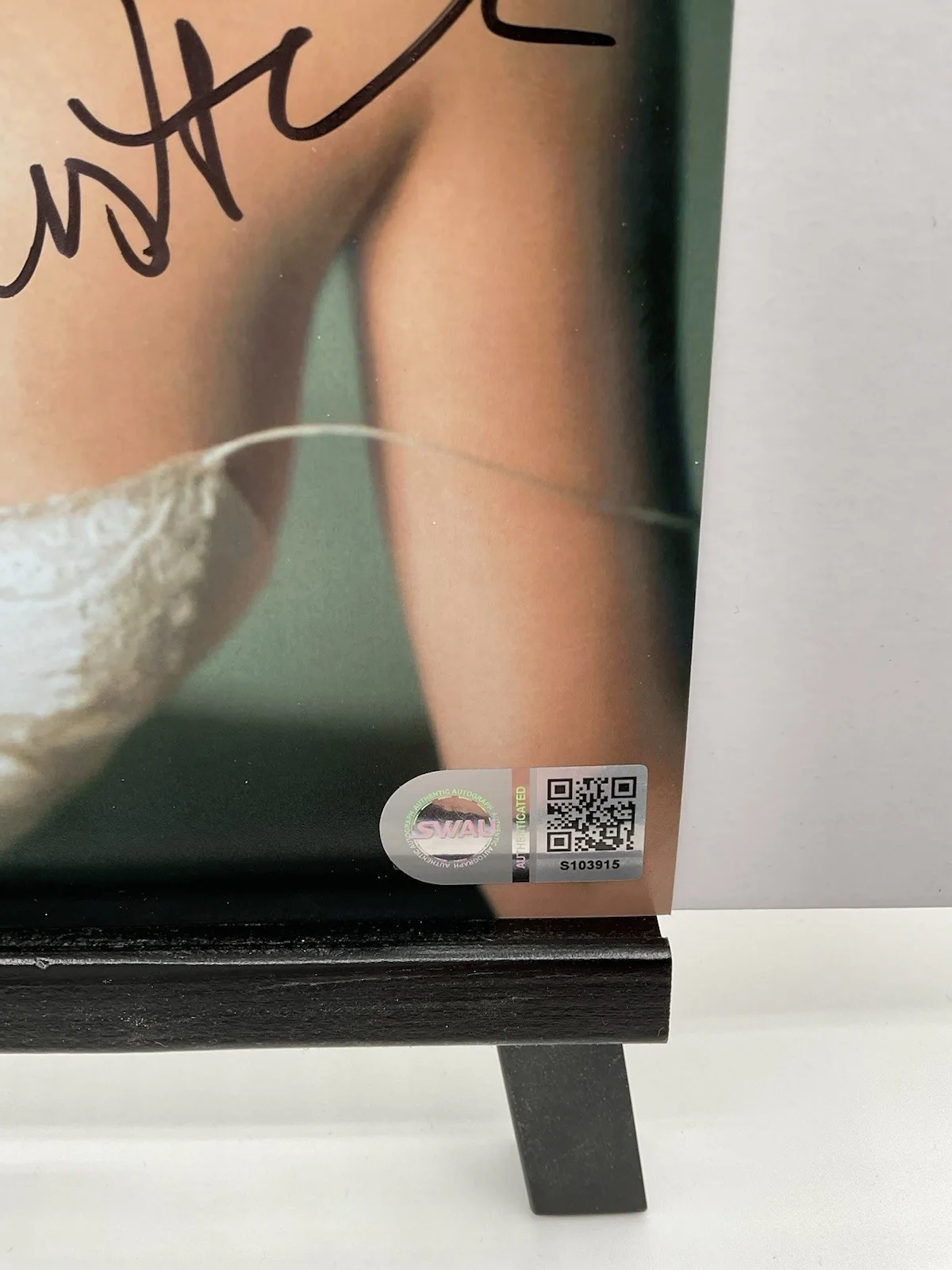 Erika Christensen — Erika Christensen signed 8x10 Will Trent signed 8x10 Sexy signed photo SWAU, изображение 3