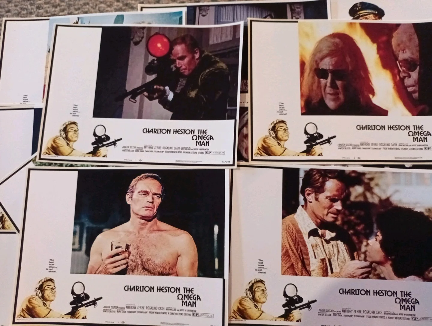 The Qmega Man - CHARLTON HESTON. 16 Matt Finish 6x5ins Unofficial Lobby Prints., изображение 2