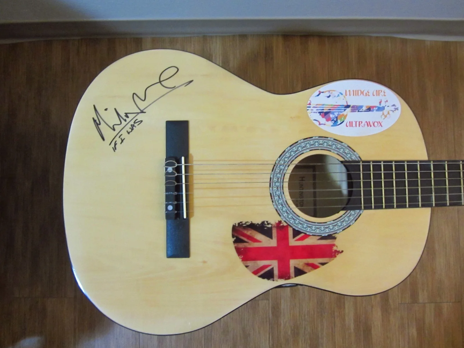 MIDGE URE (ULTRAVOX, Solo) Signed Acoustic Guitar w. Case, Rare, JSA Cert., изображение 2