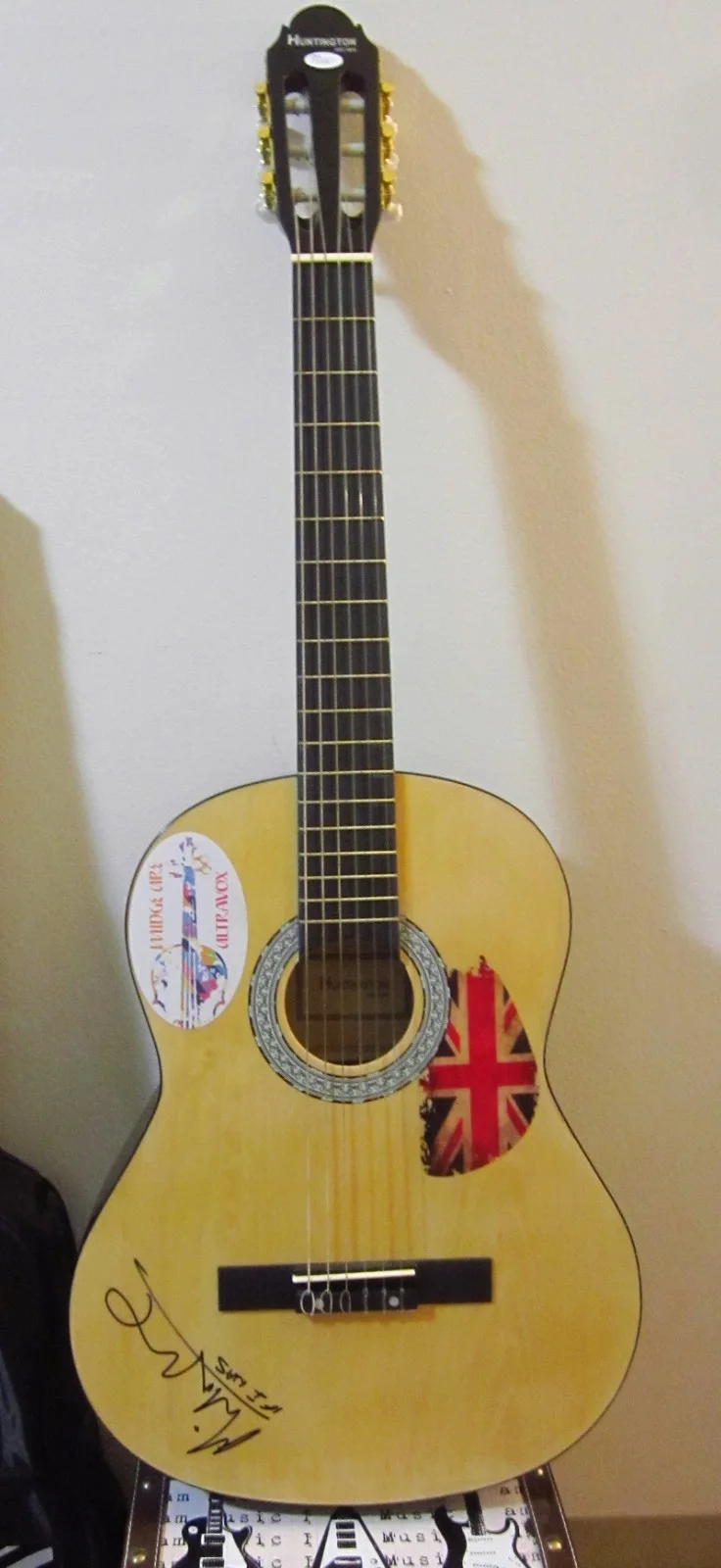 MIDGE URE (ULTRAVOX, Solo) Signed Acoustic Guitar w. Case, Rare, JSA Cert., изображение 3