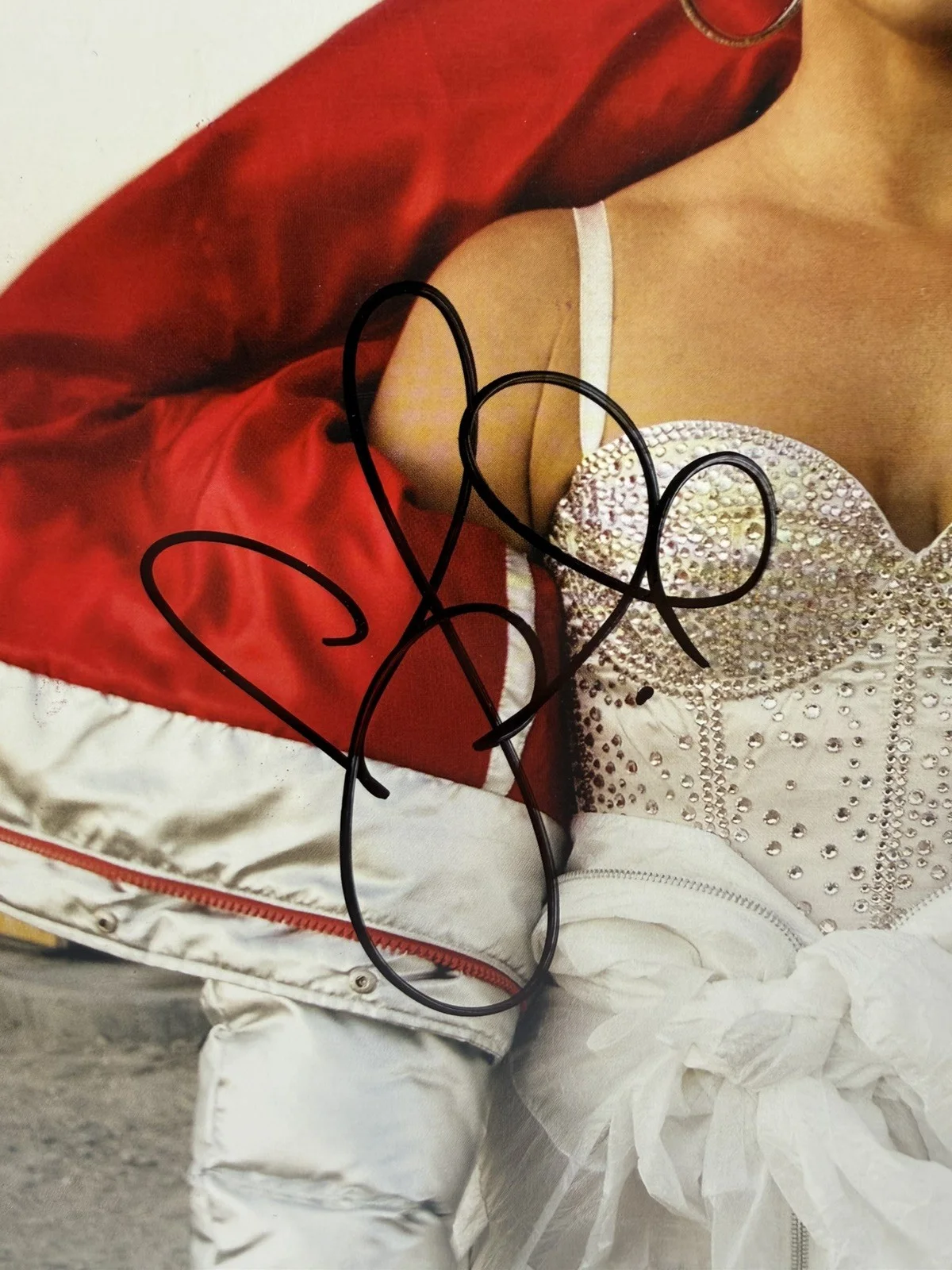 PINK SIGNED/ AUTOGRAPHED "BEAUTIFUL TRAUMA" VINYL COA, image 2