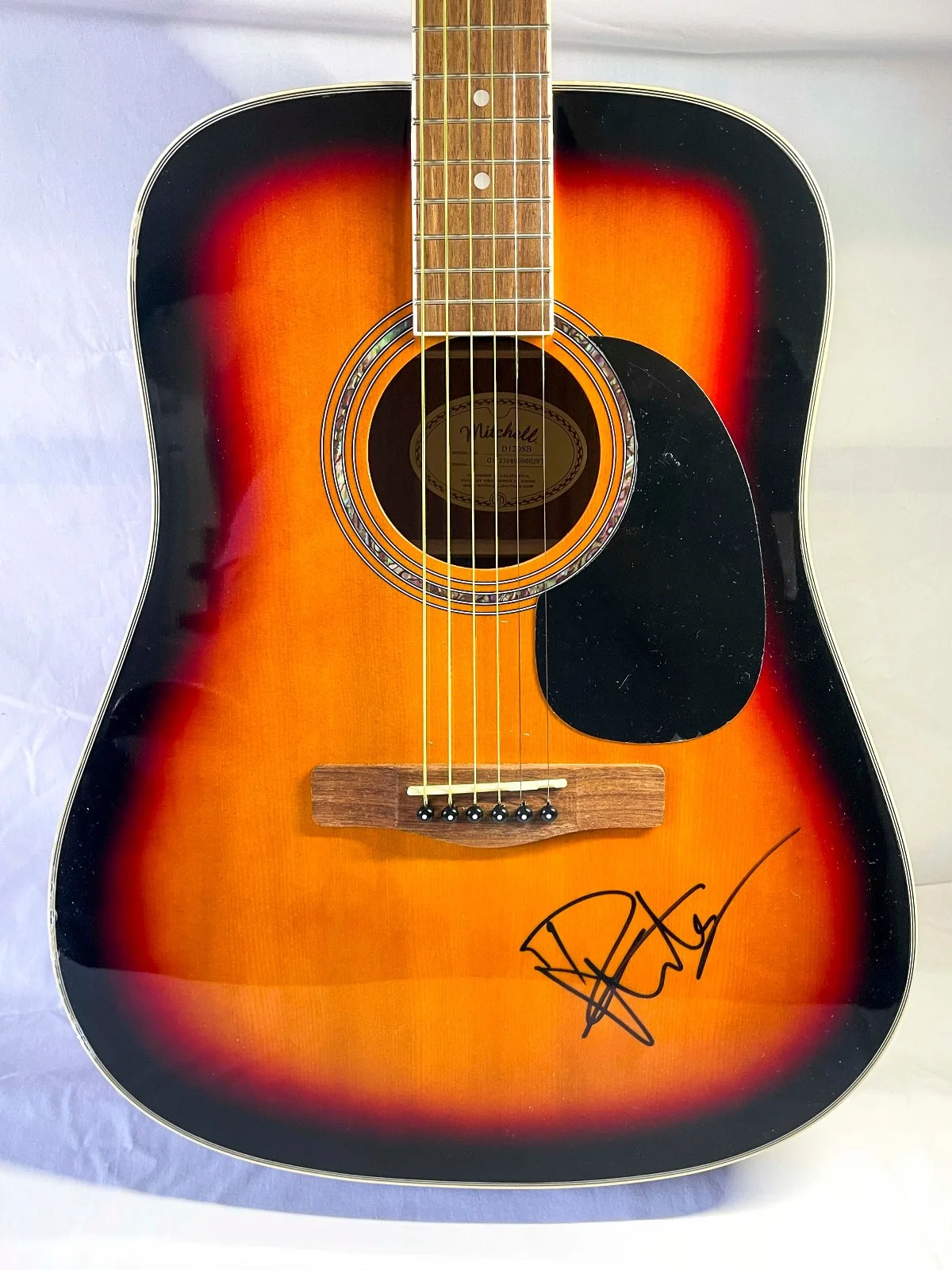 Dave Matthews *Crash* SIGNED ON BODY Full Size Acoustic Guitar PROOF JSA, image 4