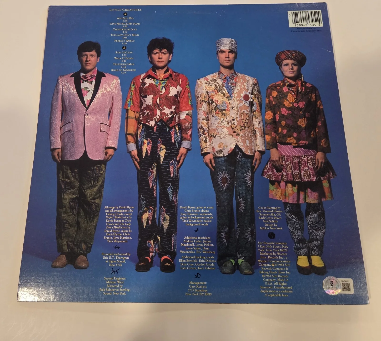 TALKING HEADS DAVID BYRNE signed "LITTLE CREATURES" LP RECORD BECKETT (BAS), image 3