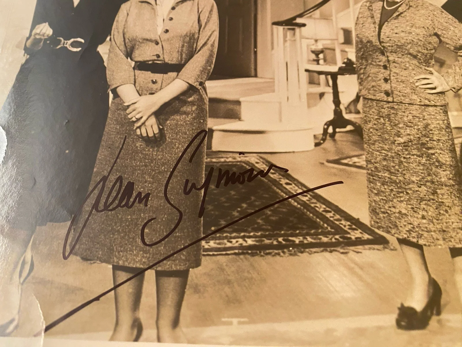Jean Simmons — Jean Simmons Signed Autographed Vintage Photo With COA Home Before Dark, изображение 3
