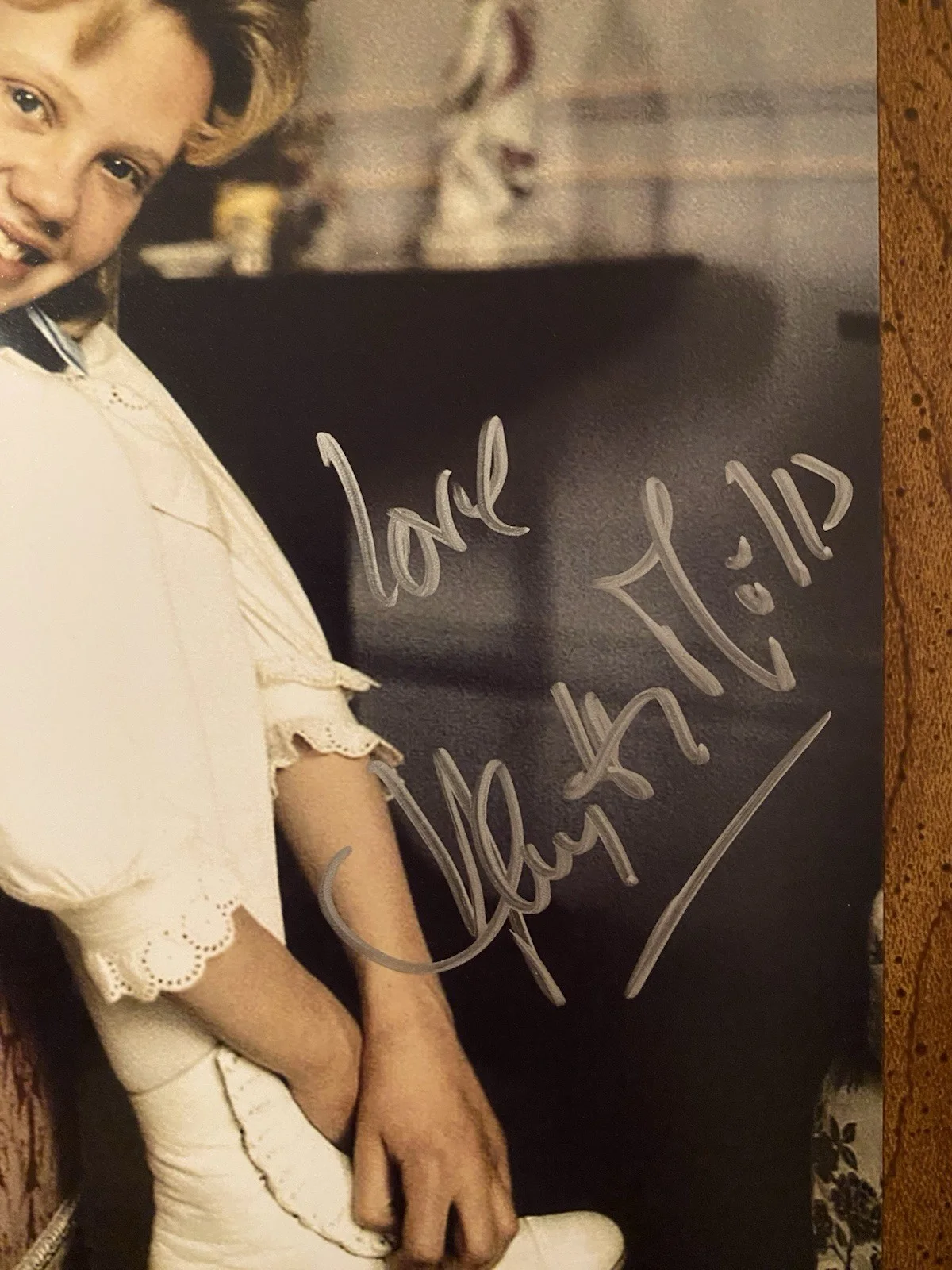 Hayley Mills — Hayley Mills Signed Autographed Photo Pollyanna Disney Classic Beckett BAS, image 2