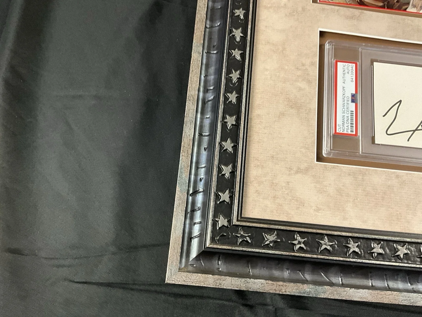 Norman Schwarzkopf Signed Cut PSA Certified 16 3/4x 25 1/4 Frame, image 4
