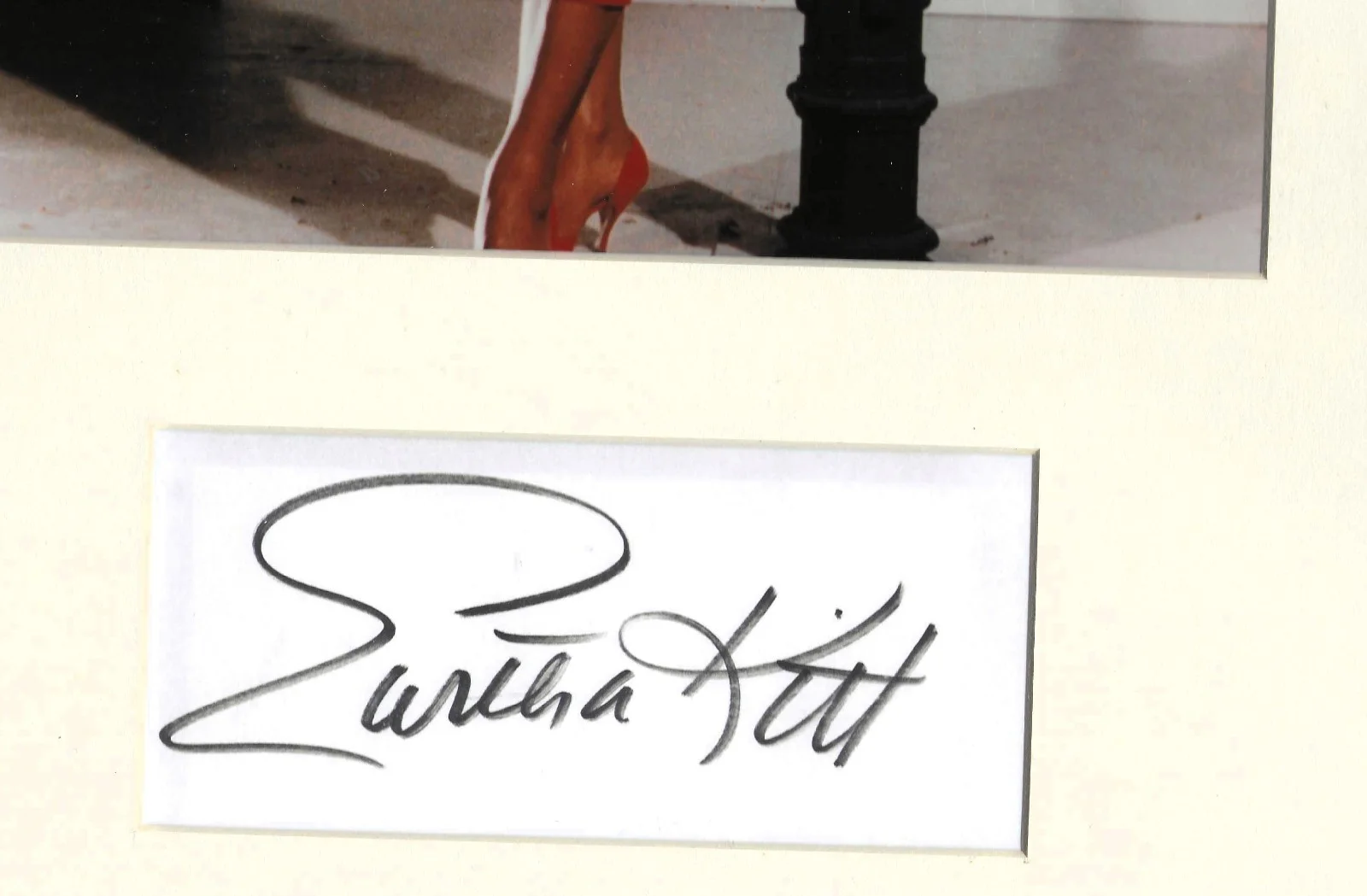 Eartha Kitt — Eartha Kitt signature card MATTED with photo 10x15 with COA, image 2
