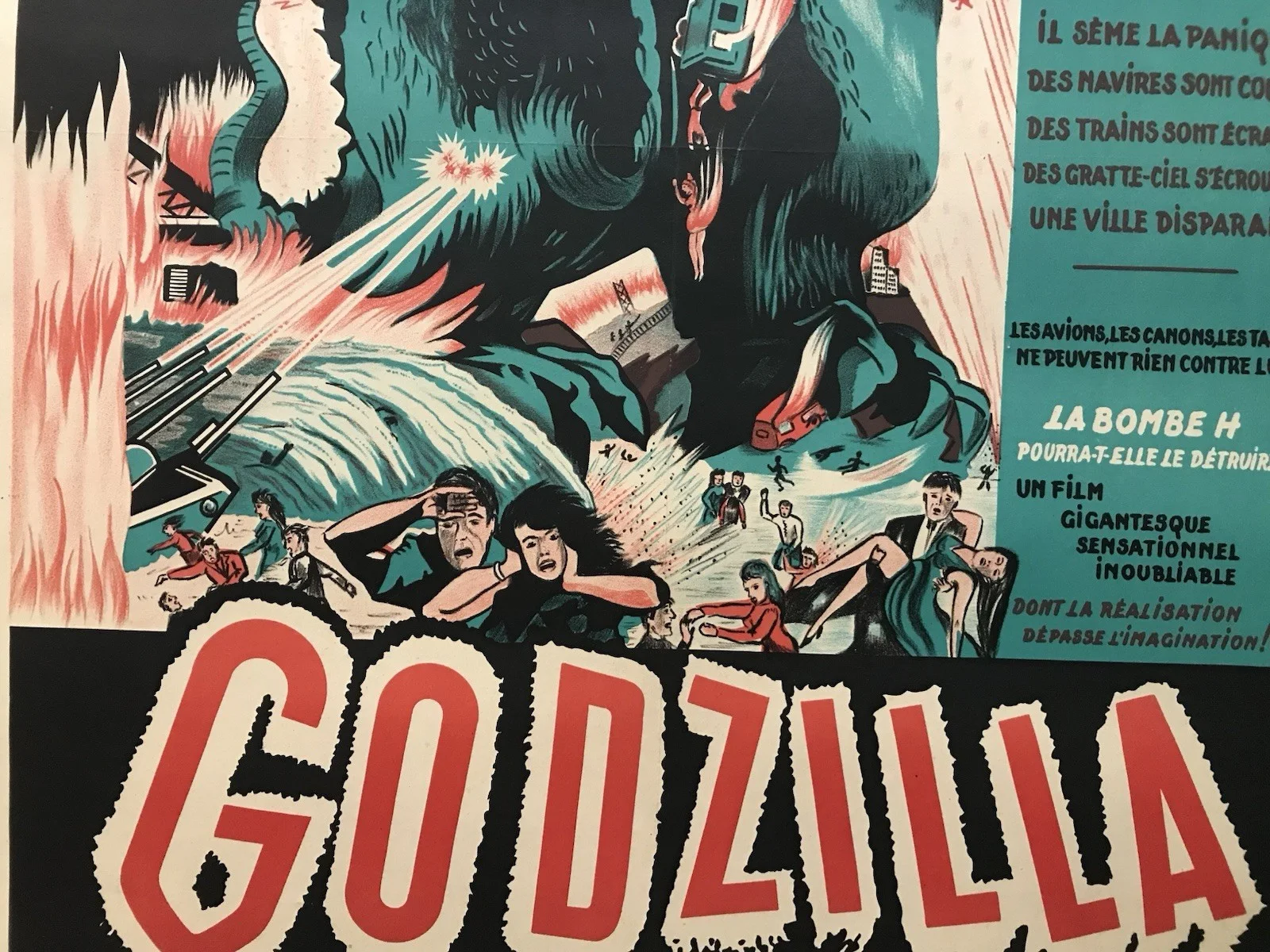 Godzilla (R-1957), Original French Moyenne Movie Poster, image 4