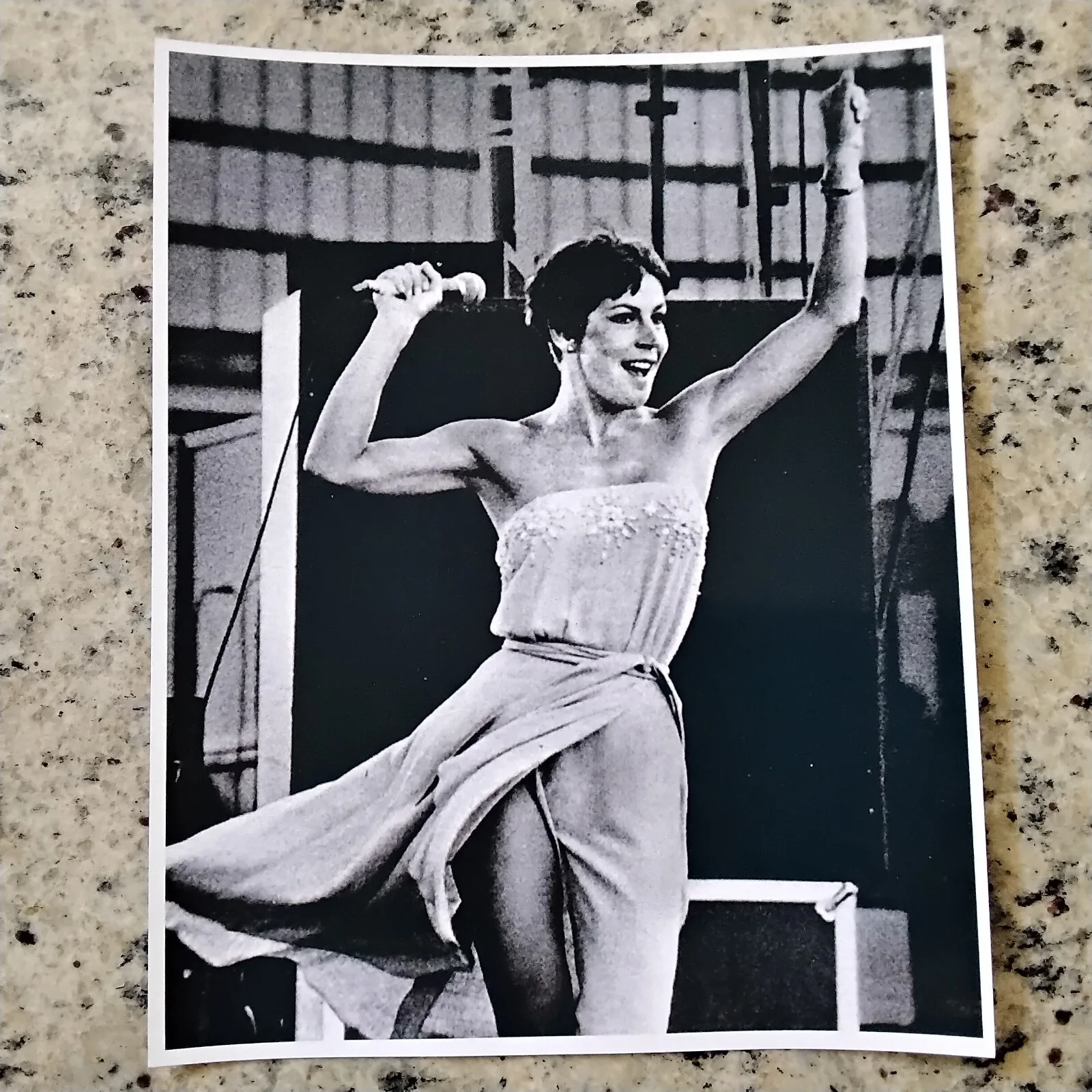 Helen Reddy SIGNED Card Photo 70s Singer I Am Woman Delta Dawn Pete's Dragon, изображение 3
