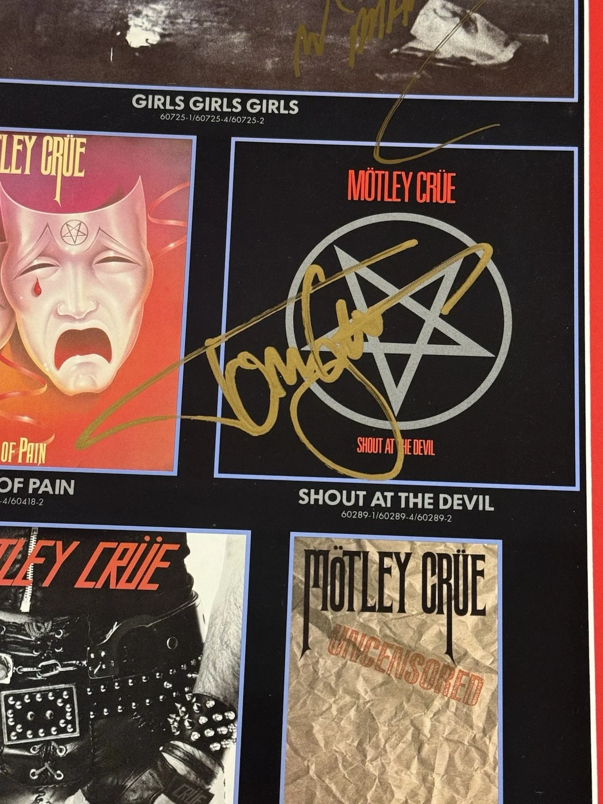 Motley Crew Signed Picture 17x30 Frame, image 3