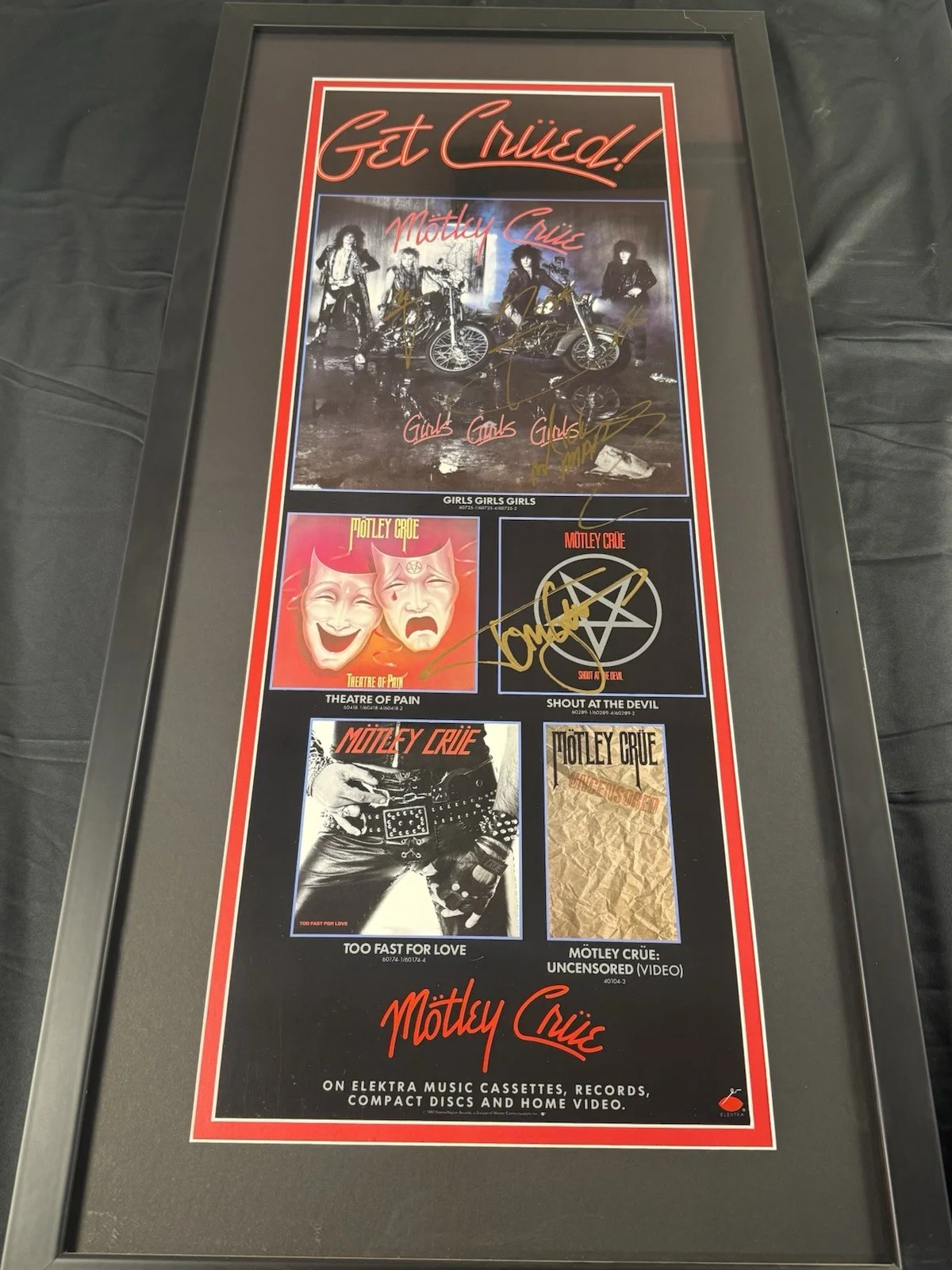 Motley Crew Signed Picture 17x30 Frame, image 5