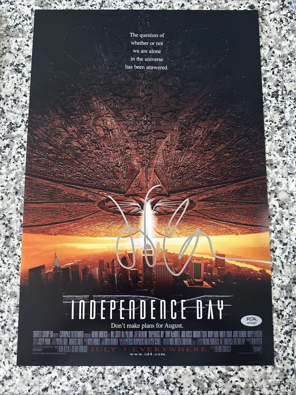 Jeff Goldblum — Jeff Goldblum Independence Day Autograph Signed 12x18 Photo! Psa Coa