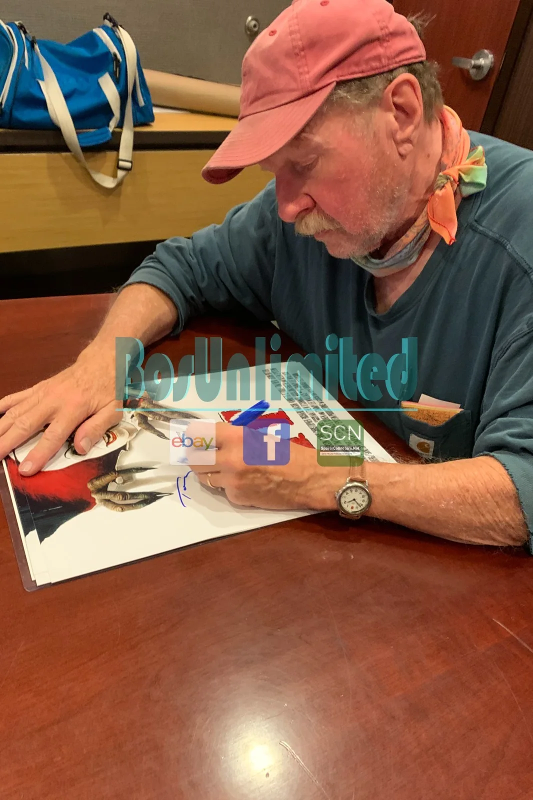 Tommy Lee Wallace — Tommy Lee Wallace SIGNED IT 11x17 Photo Pennywise Michael Myers EXACT PROOF A, изображение 3