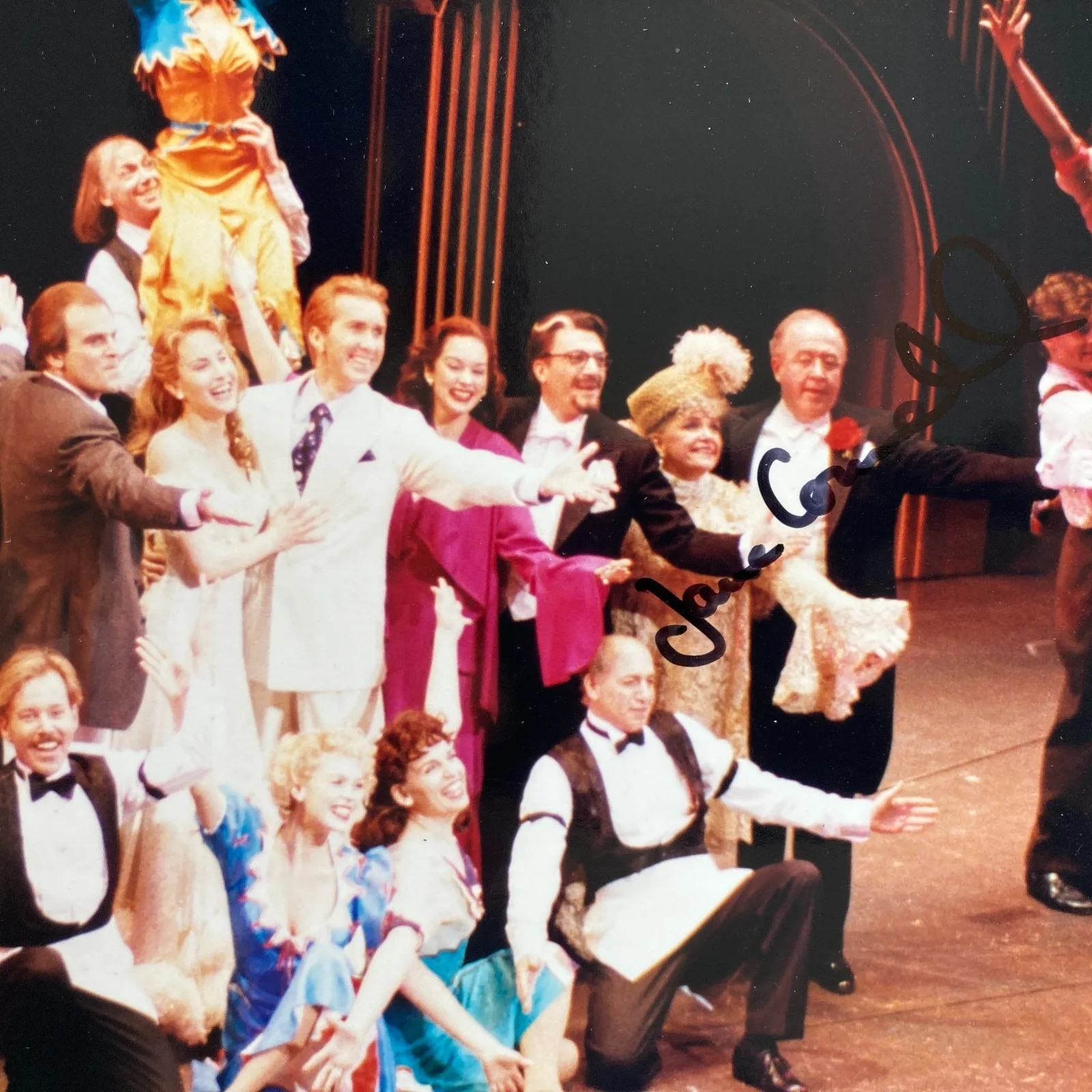 Jane Connell — Jane Connell Signed Photo 8”X11” from Broadway Production /Cast of Crazy for You, изображение 2