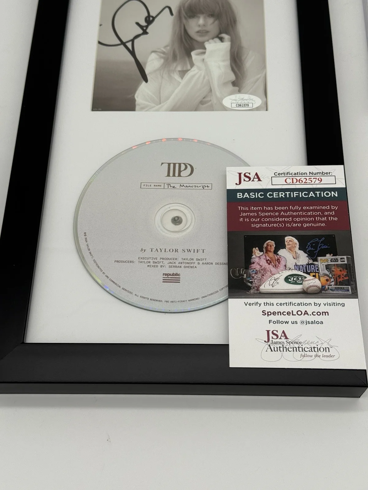 Taylor Swift Tortured Poets Department TTPD Framed Signed CD Long Sign JSA COA, изображение 3