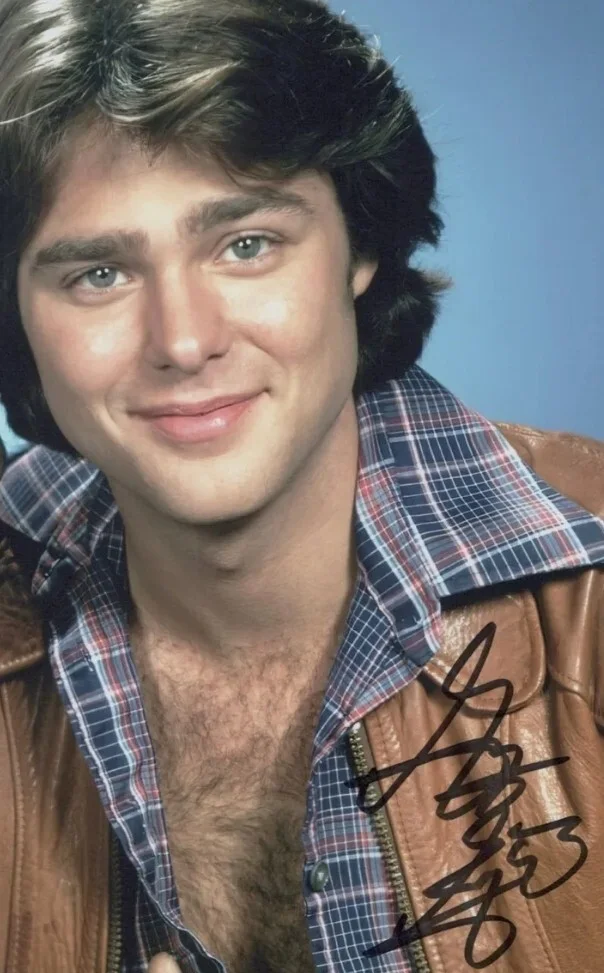 Greg Evigan — GREG EVIGAN - 'Billy Joe McKay' on "B.J. and The Bear" - Signed 8x10 Photo W/COA, image 2