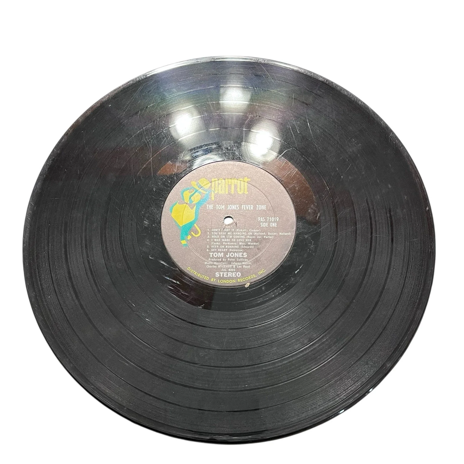 Tom Jones Signed Autographed The Tom Jones Fever Zone Vinyl Album, изображение 4