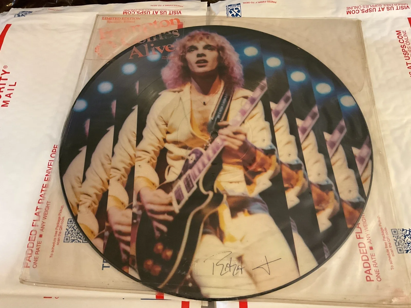 Peter Frampton autographed Frampton Comes Alive and Picture Disc!, image 4