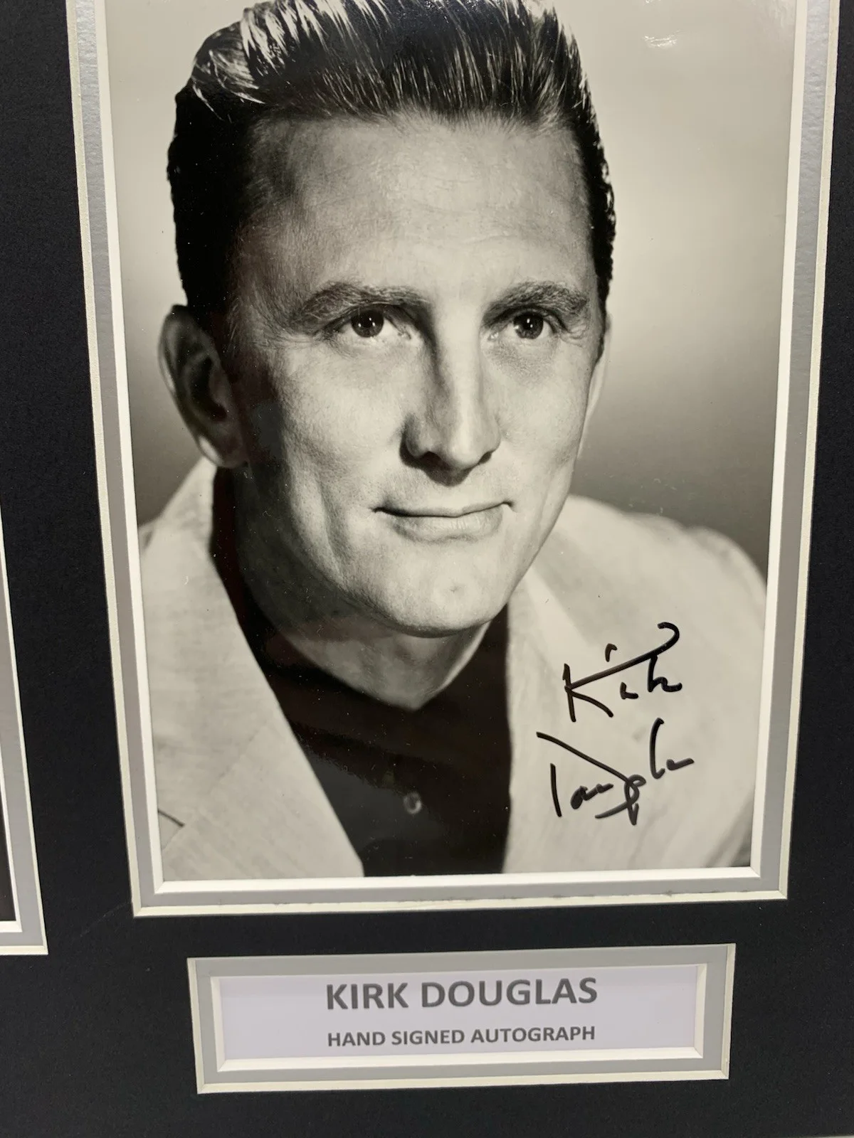 RARE Kirk Douglas Spartacus Signed Photo Display + COA AUTOGRAPH, image 3
