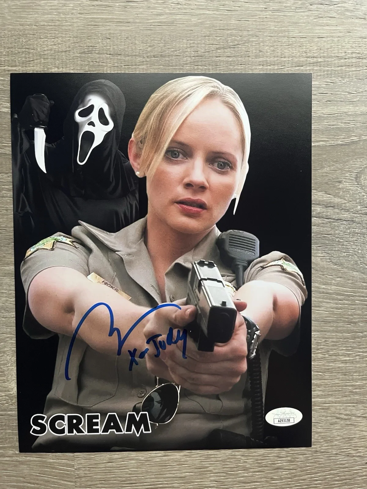 Marley Shelton — Marley Shelton Signed Scream 8x10 Photo JSA COA Deputy Judy Hicks Ghostface, image 2