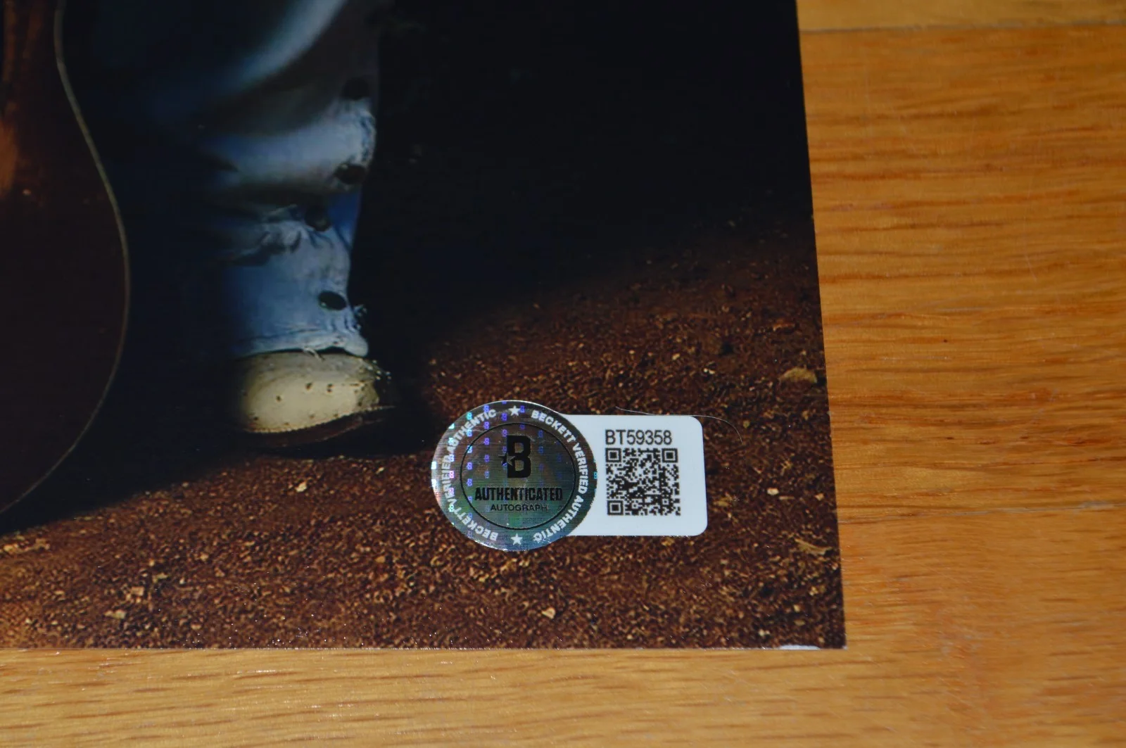 Alan Jackson ~ Autographed 8x10 Color Photo with Beckett Hologram COA, image 3
