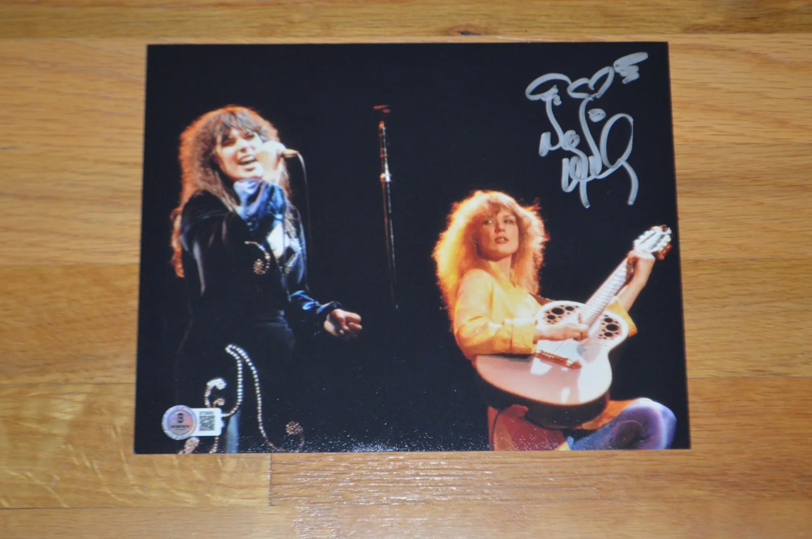 HEART ~ Nancy Wilson Autographed Vintage Color 8x10 Photo with Beckett Hologram, изображение 4